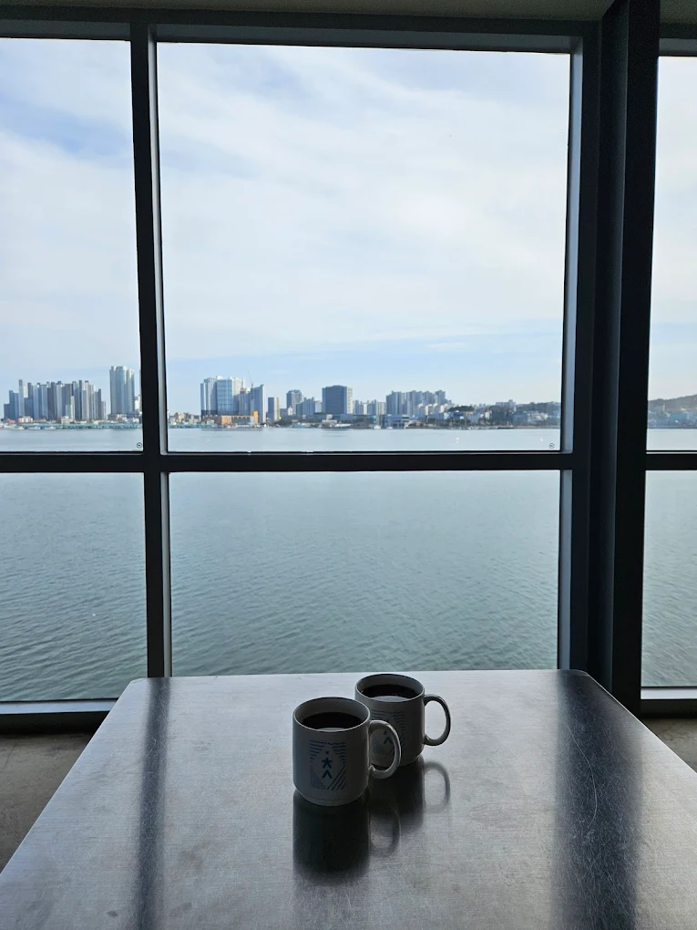 Chilsung Shipyard Cafe 사진 1